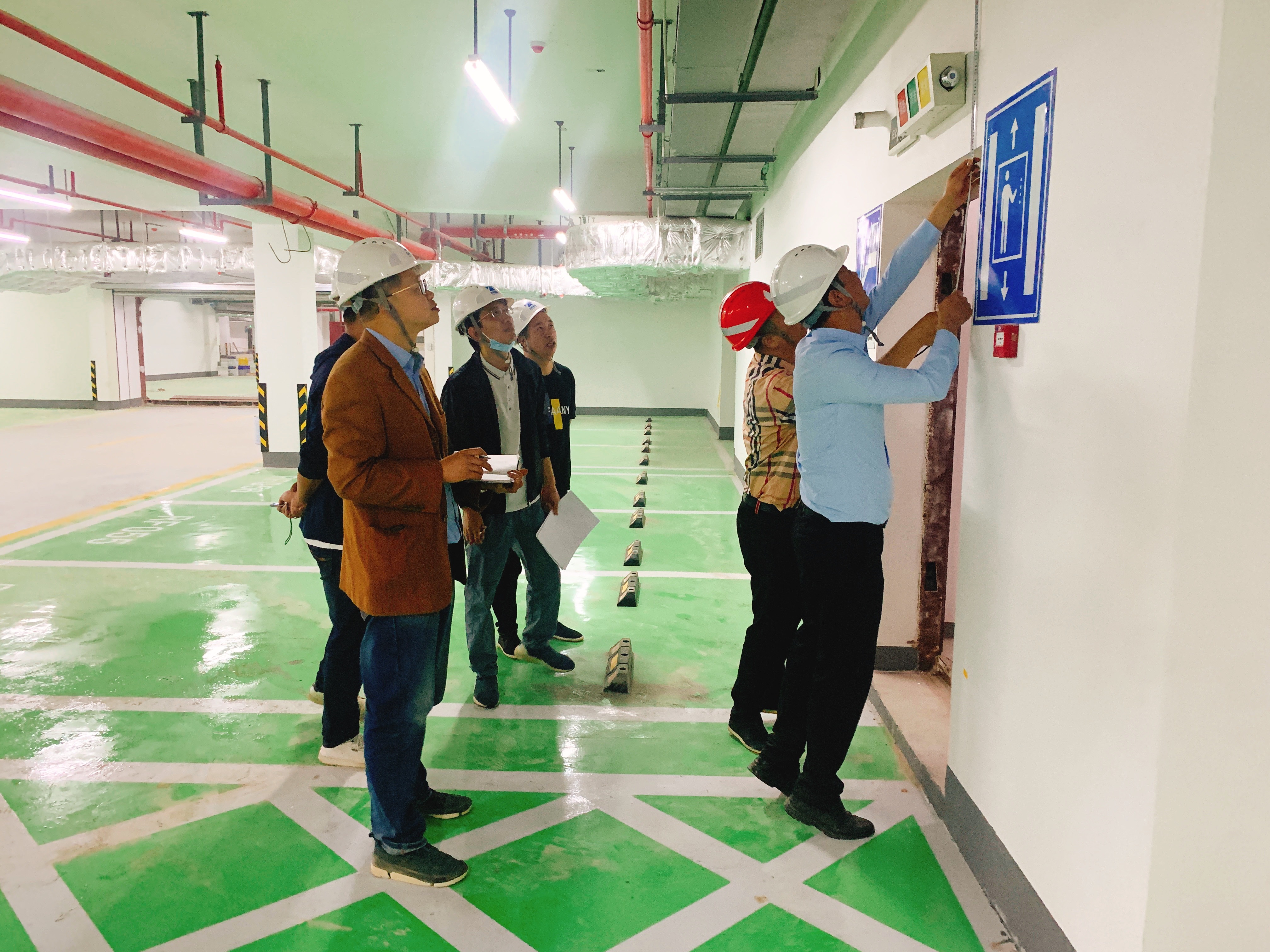 1652861445914050.jpg 圖為工程骨干排查現場1.jpg