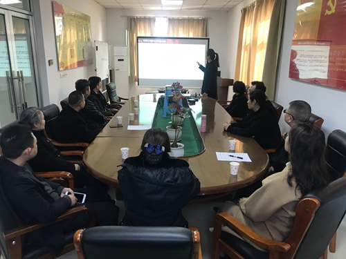 圖為“消防知識”講座現場  陳瑩攝_副本.jpg